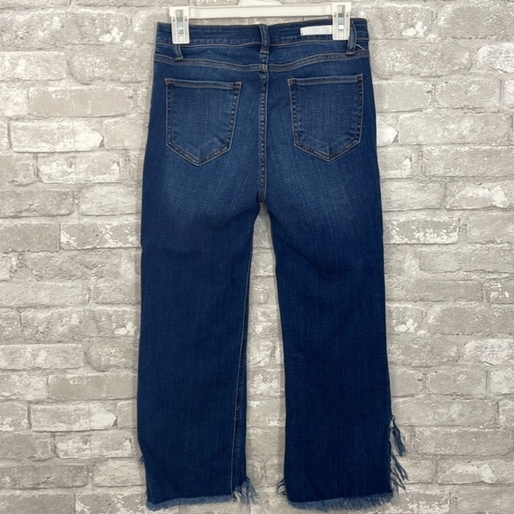 Cello Fringe Hem Straight Leg Cropped Jeans - Picture 4 of 6